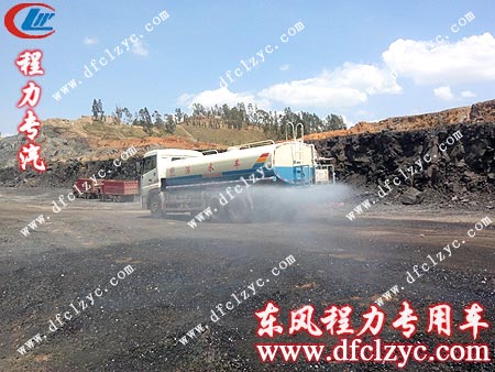 東風(fēng)天龍后雙橋?yàn)⑺囋囁Ч麍D 東風(fēng)天龍后雙橋?yàn)⑺囋囁Ч麍D