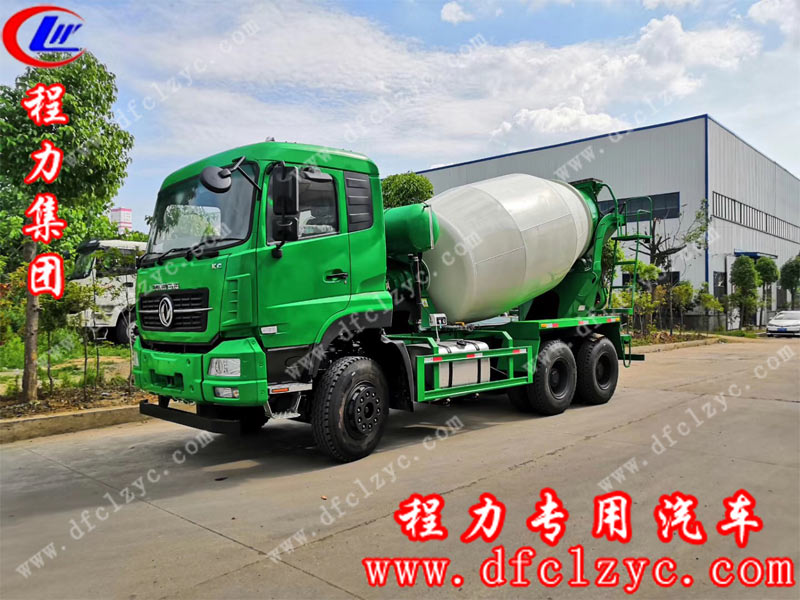 程力集團東風混凝土攪拌運輸車，滿滿重金屬的質(zhì)感