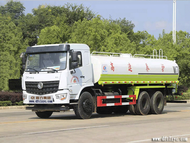 程力集團國六東風專底D3L后雙橋灑水車，專底系列中的精工產(chǎn)品